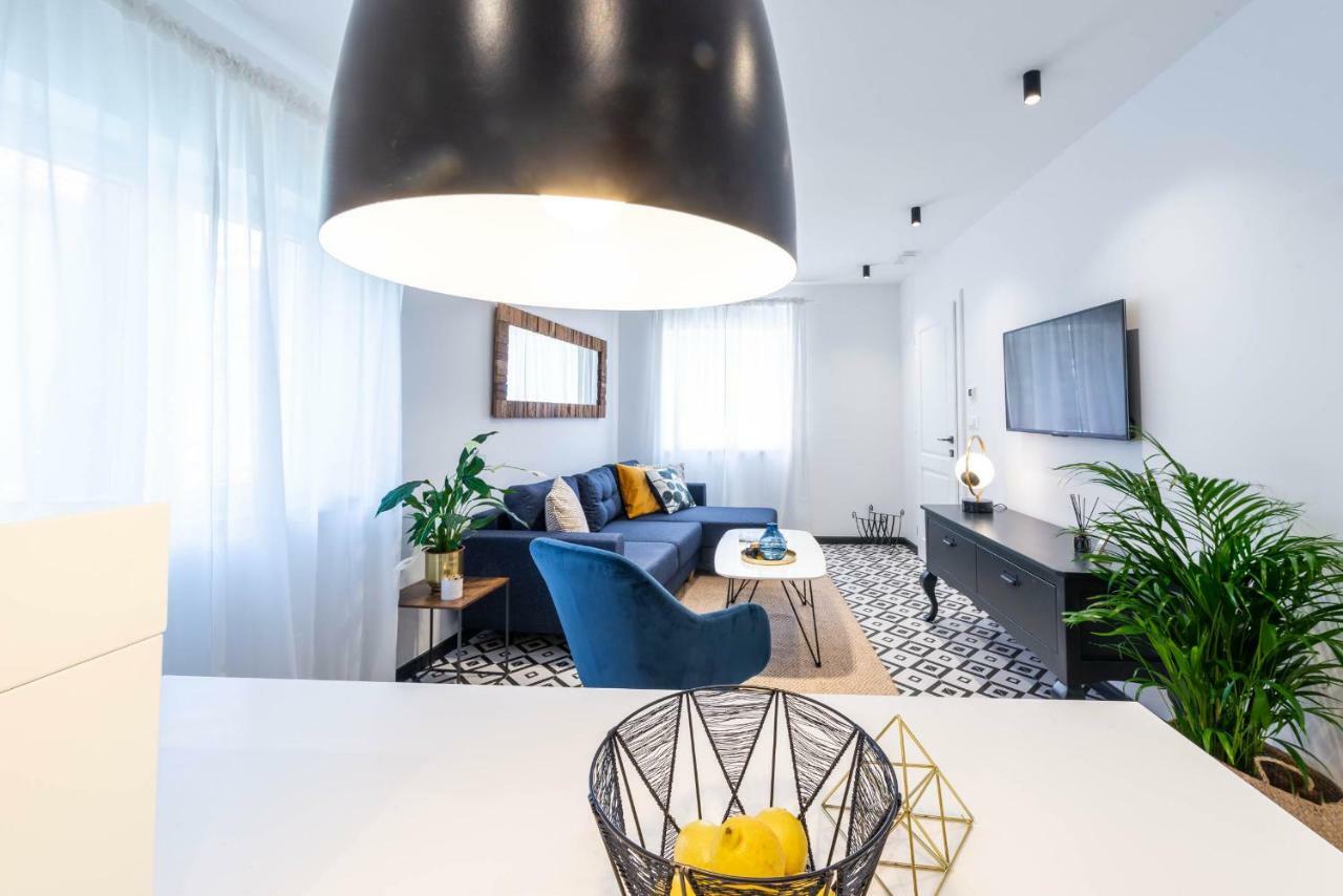 Sun And Stone Apartment 察夫塔特 外观 照片